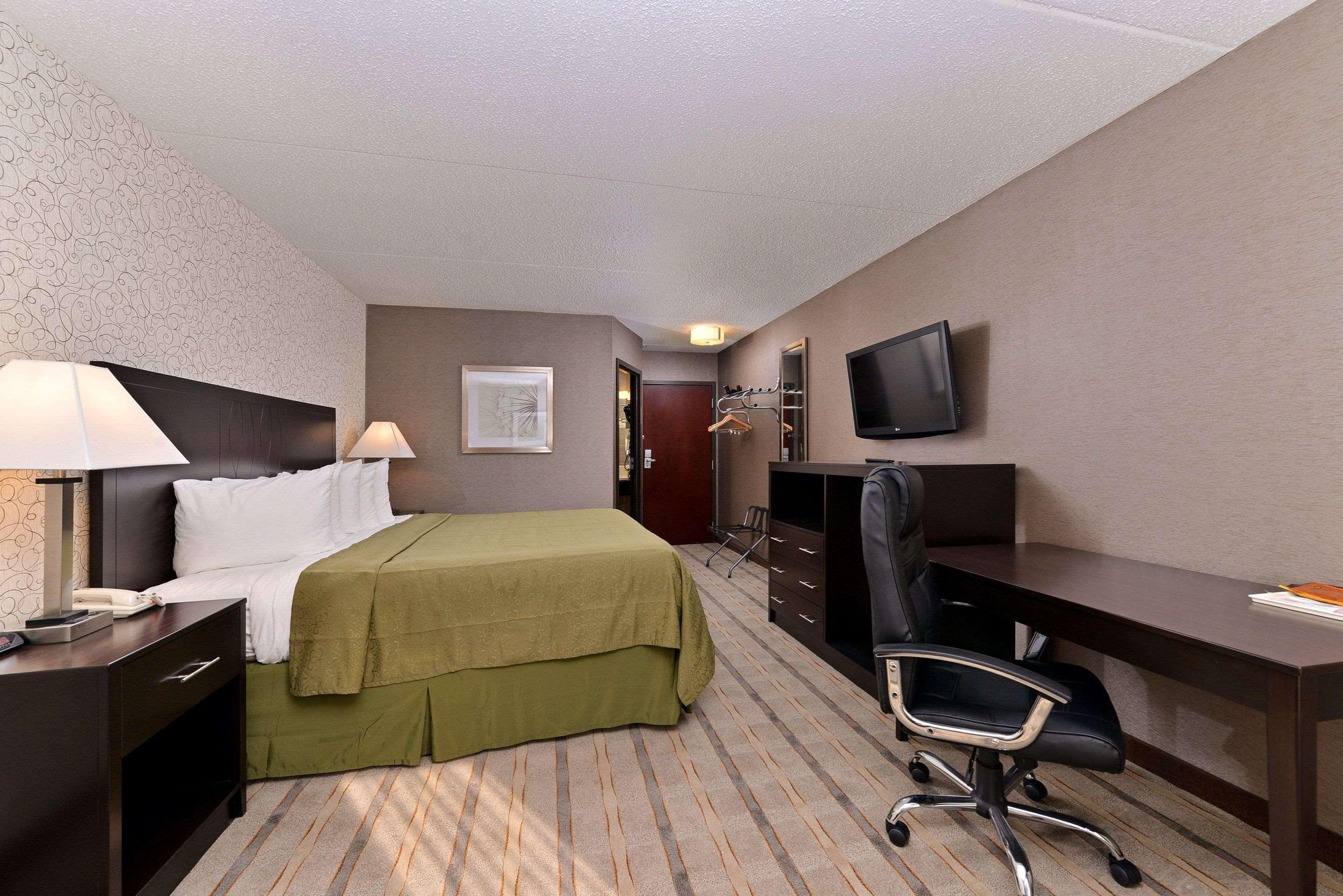 Quality Inn & Suites Matteson Near I-57 Εξωτερικό φωτογραφία