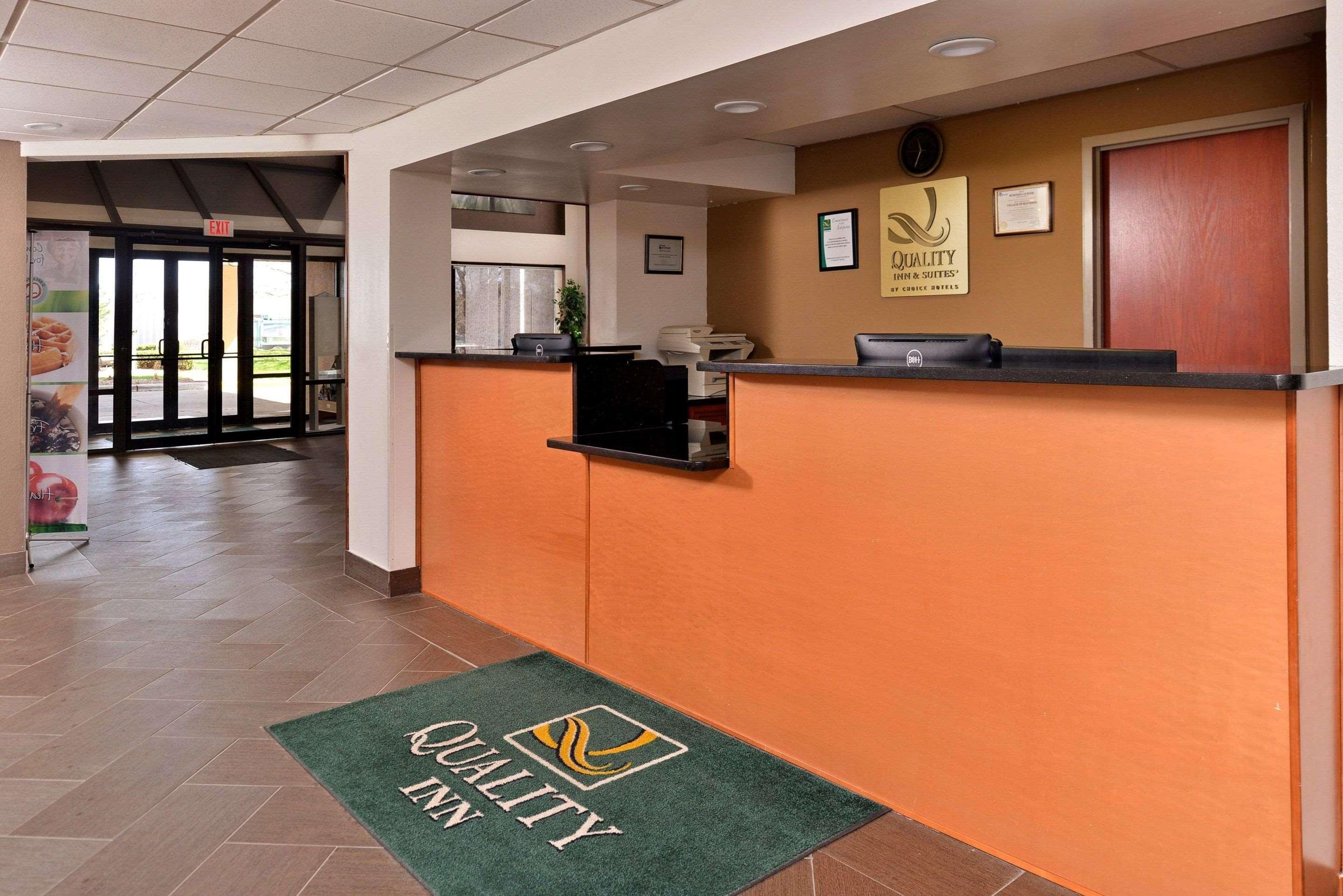 Quality Inn & Suites Matteson Near I-57 Εξωτερικό φωτογραφία