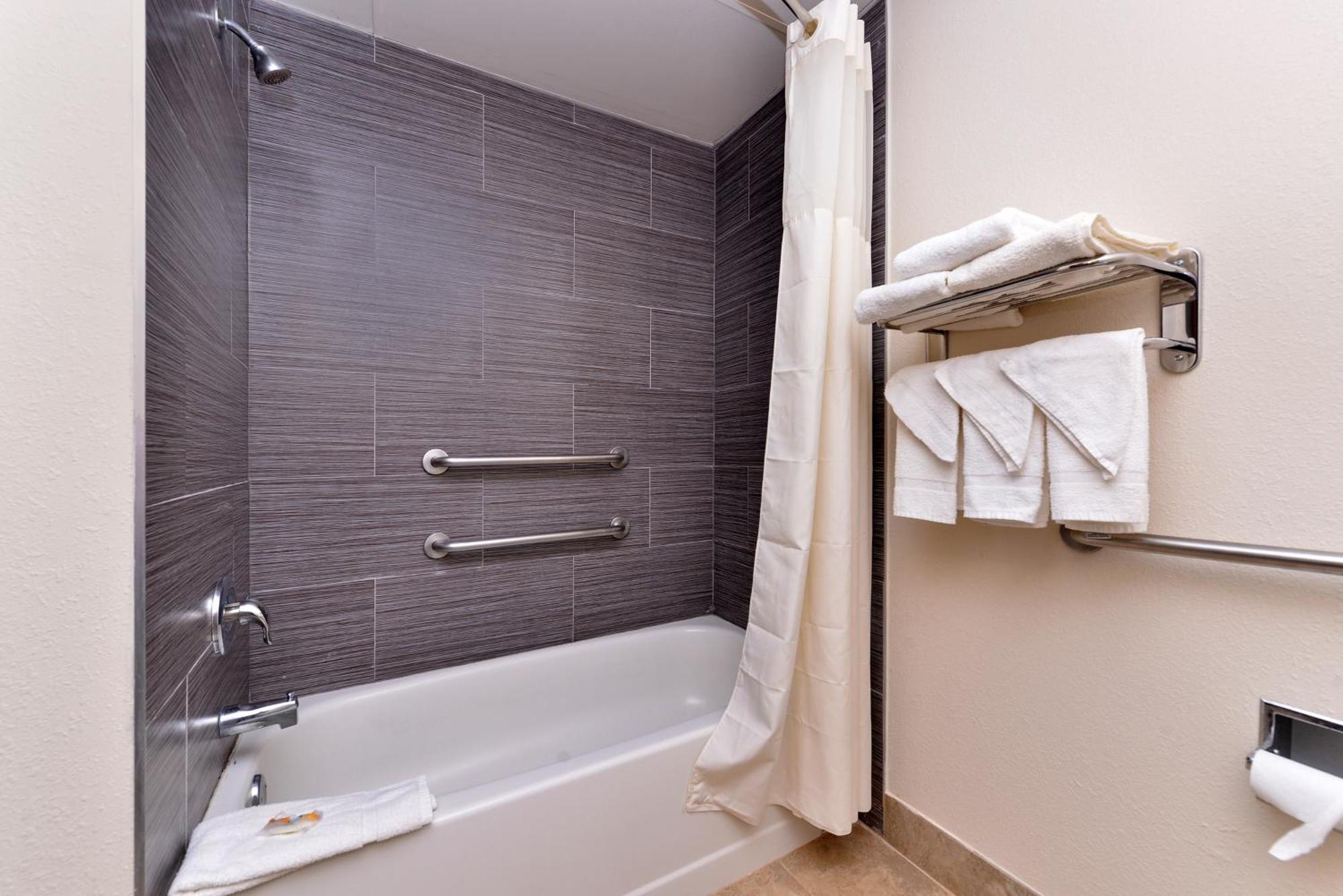 Quality Inn & Suites Matteson Near I-57 Εξωτερικό φωτογραφία